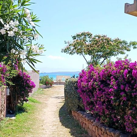 La Smeralda - Boutique Rooms And Breakfast Golfo Aranci Bagian luar foto