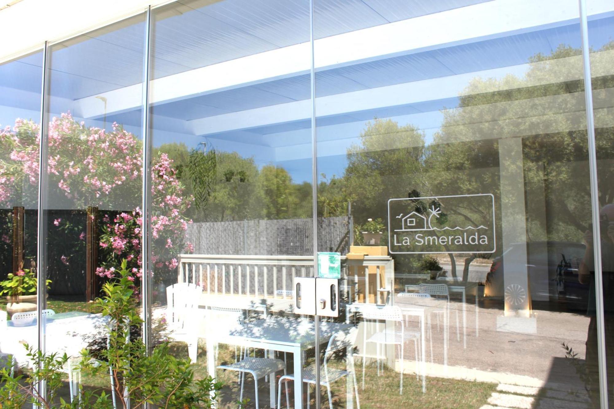 La Smeralda - Boutique Rooms And Breakfast Golfo Aranci Bagian luar foto